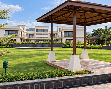 outdoor lawn 4