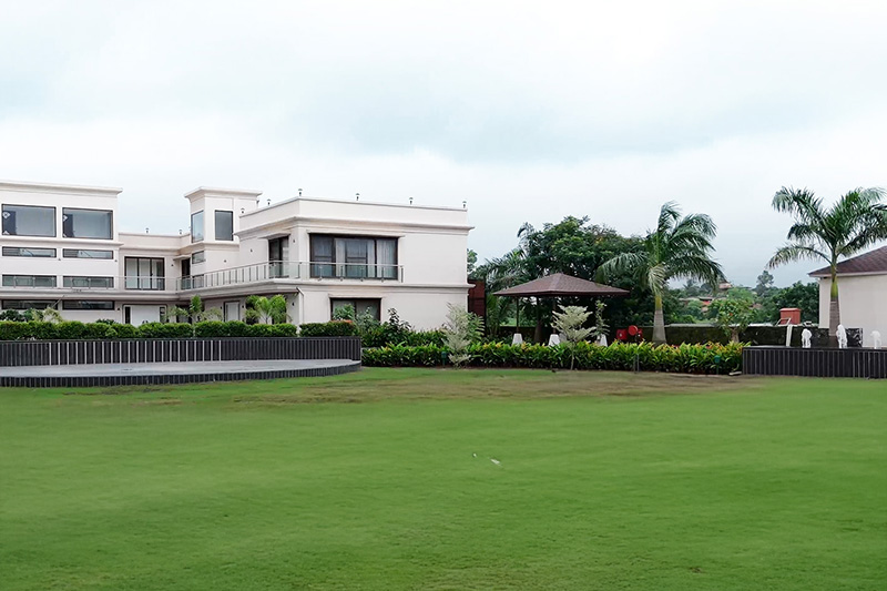 outdoor lawn 6